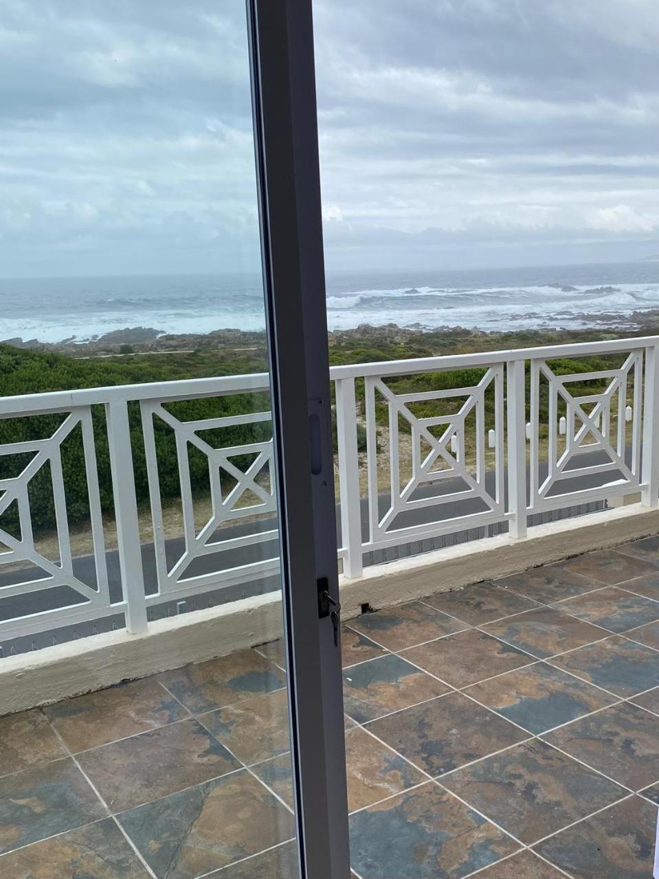 Seaview Villa Hermanus Exterior photo